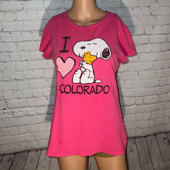 Peanuts Tops - Peanuts Pink & White Snoopy shirt size XL